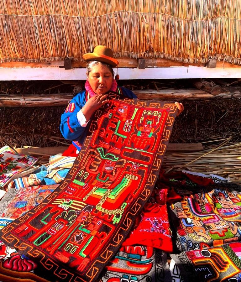 Uros Maya Lodge Пуно Экстерьер фото